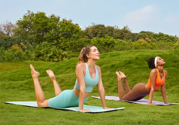 যোগ মাদুর